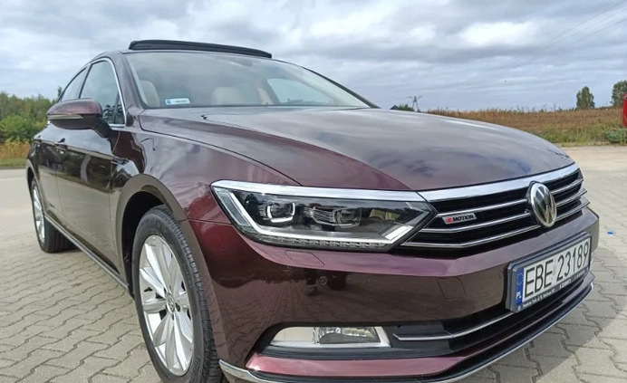 Volkswagen Passat cena 67900 przebieg: 246565, rok produkcji 2016 z Bełchatów małe 79